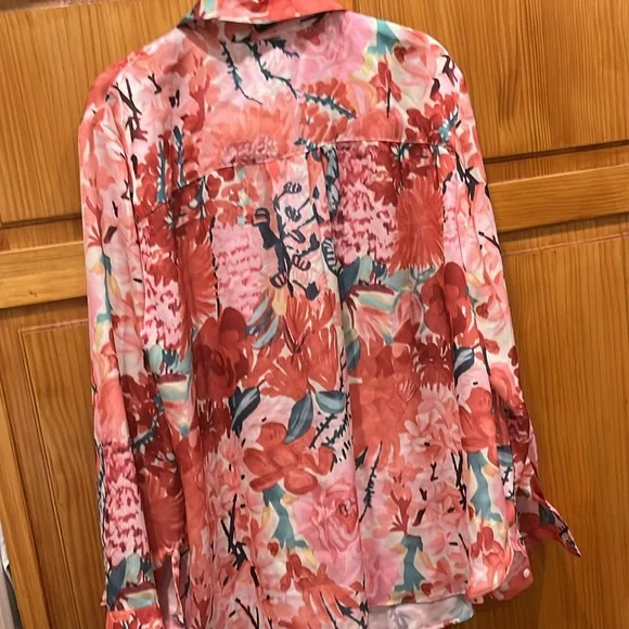 H&M Blouse - Picture 4 of 4